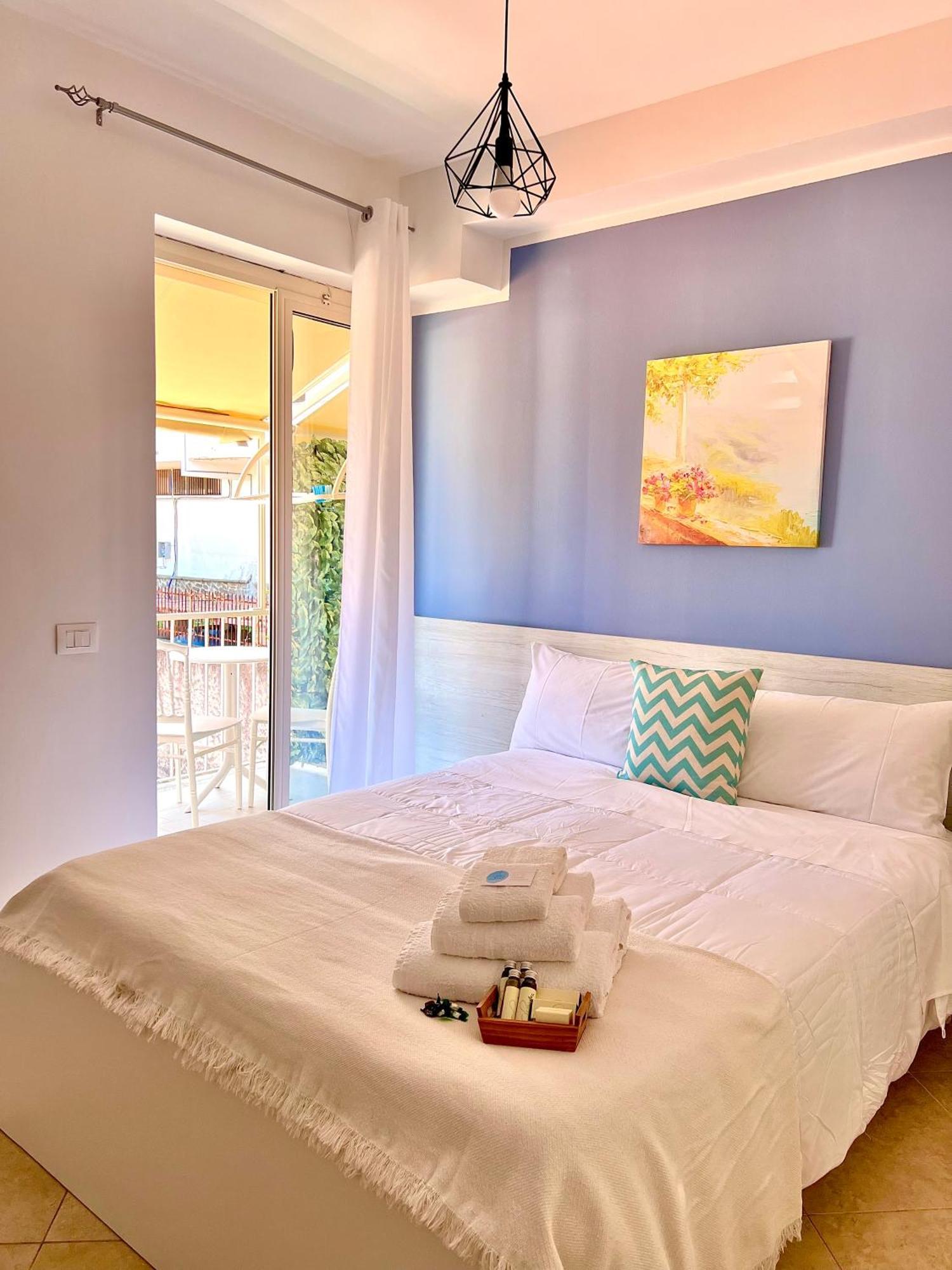 לינה וארוחת בוקר טרופאה Light Blue מראה חיצוני תמונה